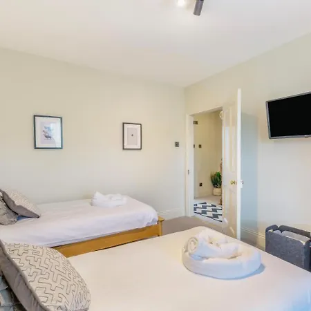 3 Bed In Oc-ds058